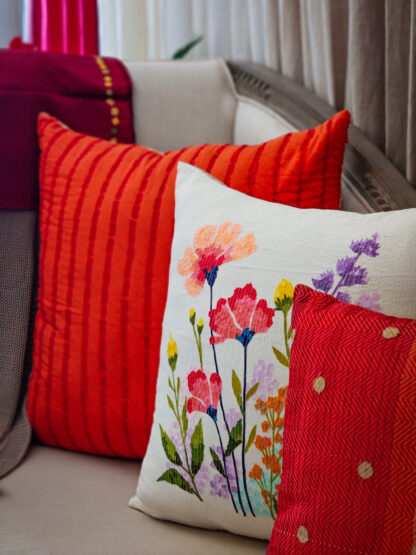 Calyz Aster Flower Cushion - Image 10